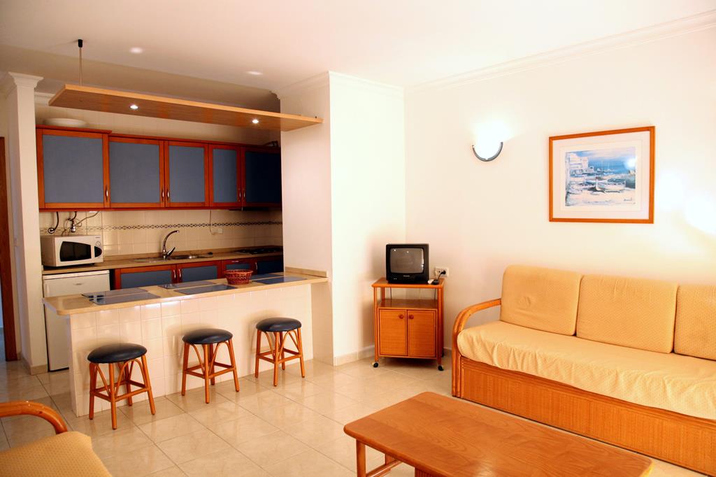 Aparthotel: Calema 8