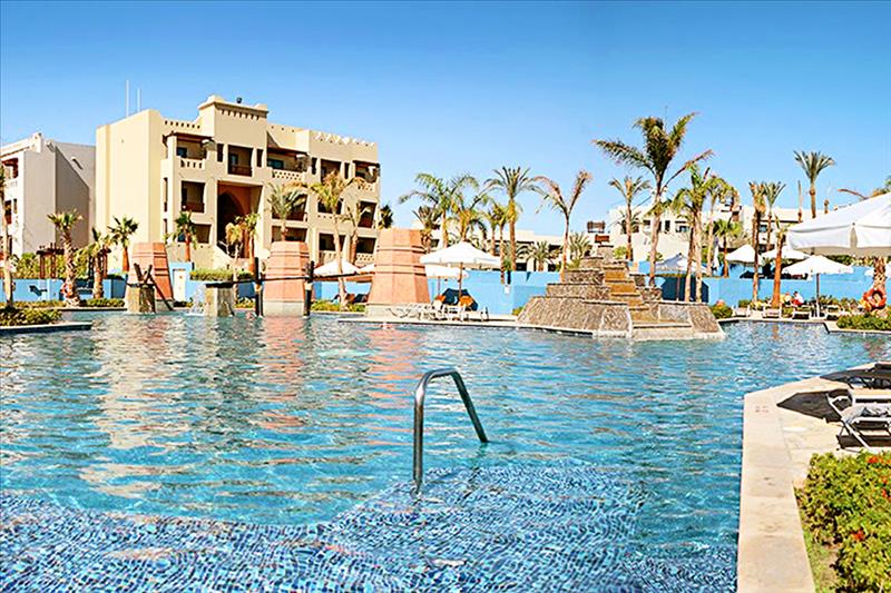 Crowne Plaza Sahara Oasis 31