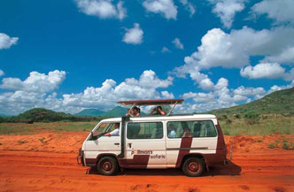 9dgn incl 3daagse Safari Tsavo East enen West met the Reef 1