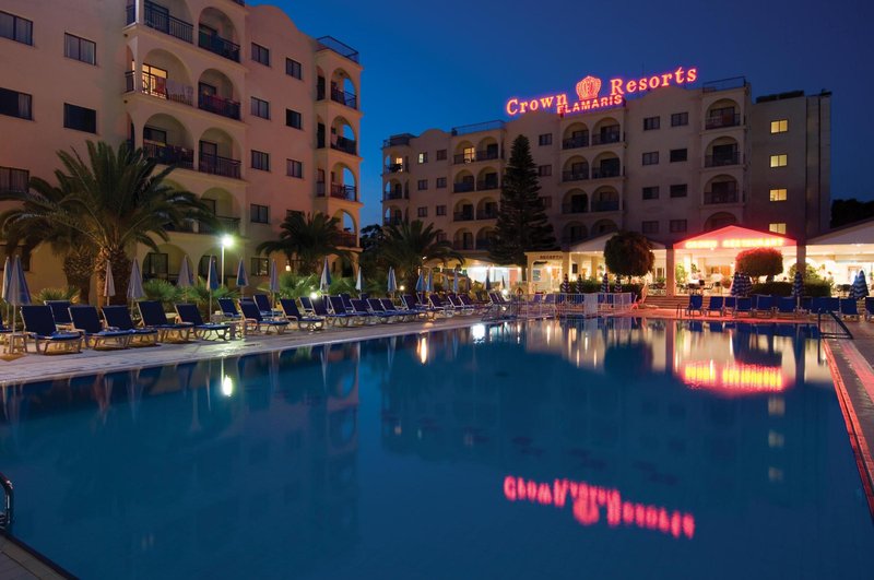 Crown Resort Elamaris 3